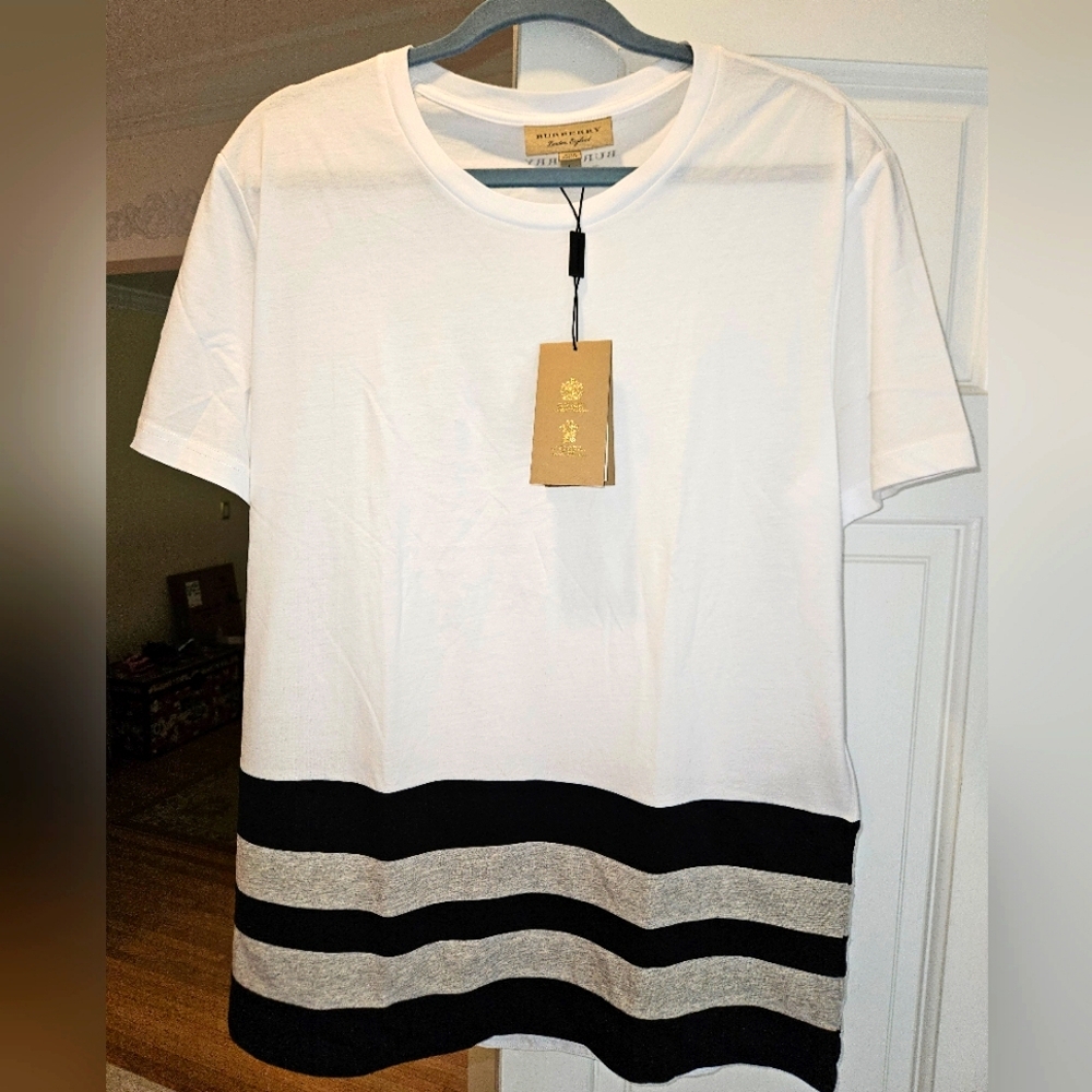 BURBERRY Radley Striped White TShirt Large